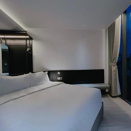The Concept Hotel Hcmc- District 1 Cidade de Ho Chi Minh Exterior foto